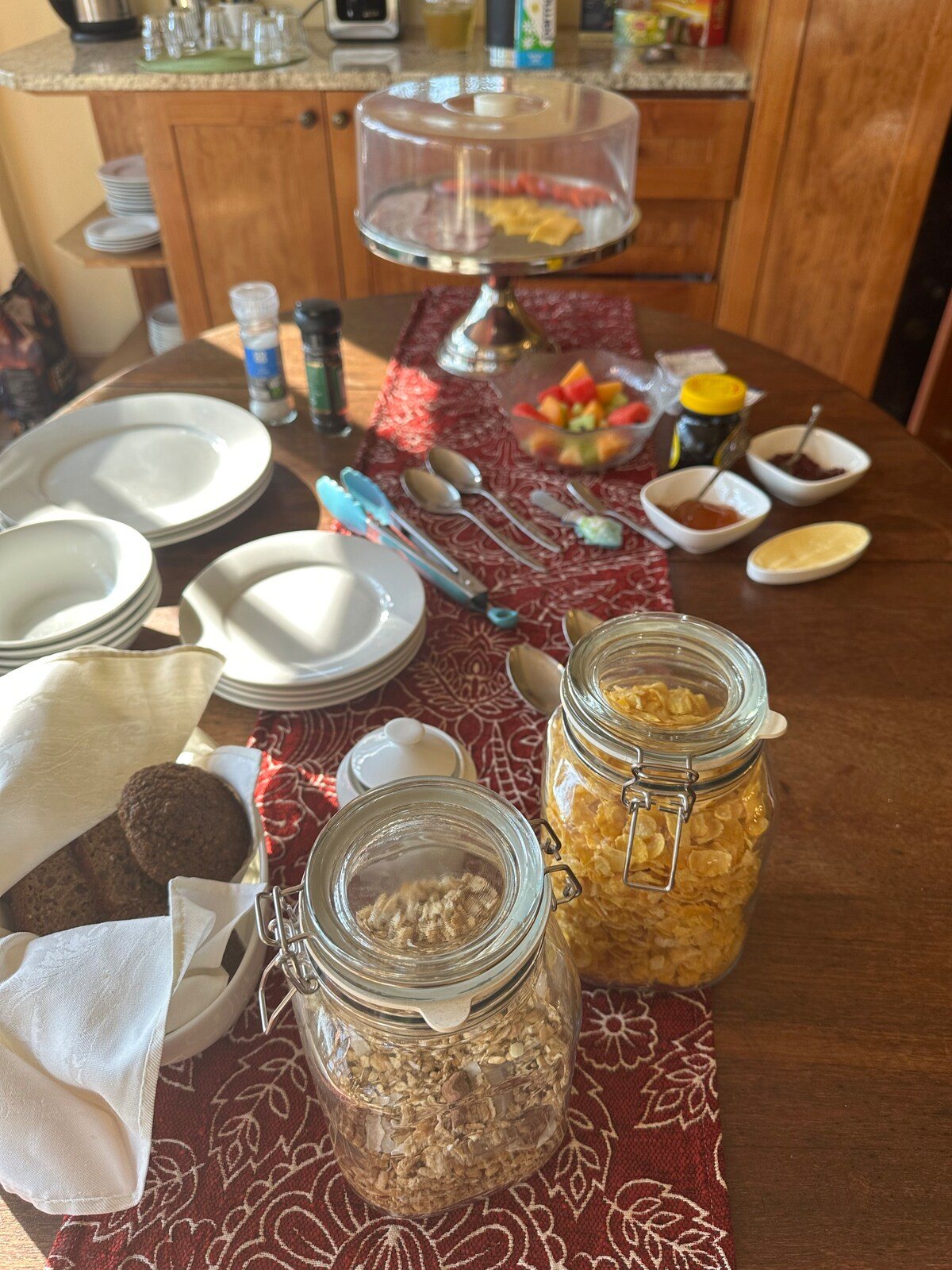 Communal lounge at At The Zoo with honesty snacks and coffee